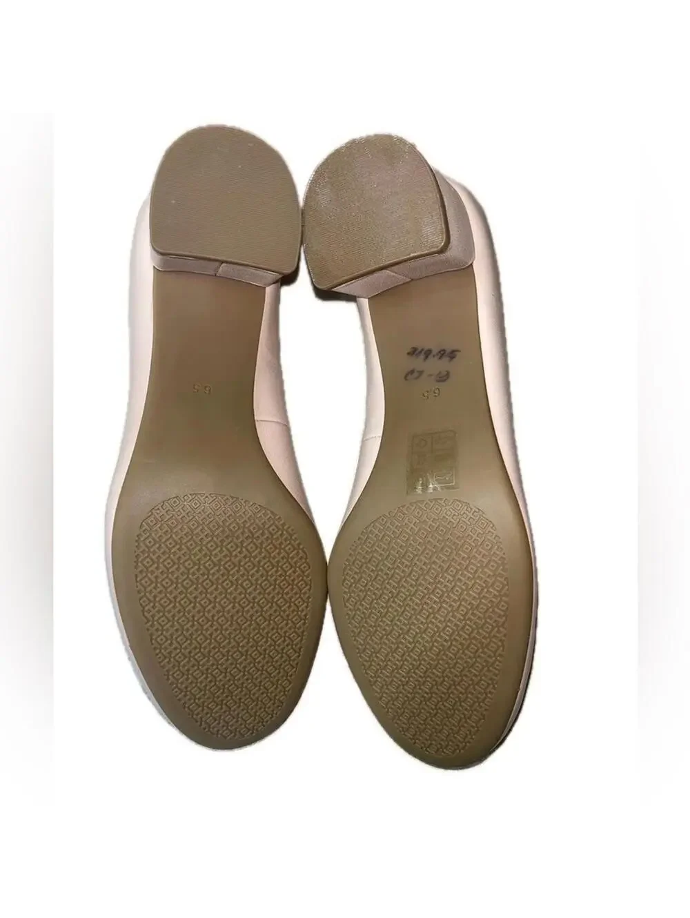 Tory Burch Women’s Leather Chelsea Heels, Pink, Size 6.5